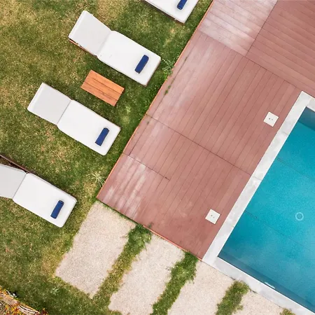 Villa Casa Nv - A Luxury Escape Rodhiá